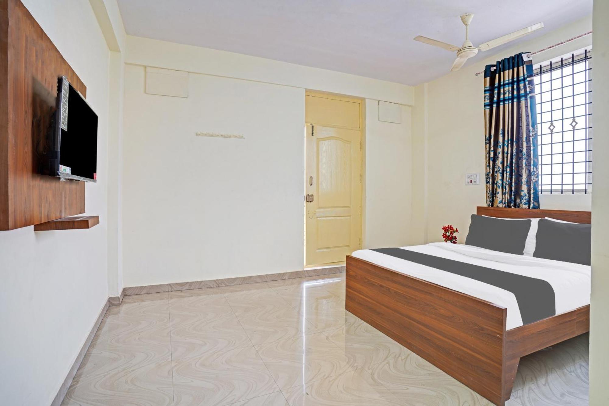 Hotel O Sv Lodge Bangalore Buitenkant foto