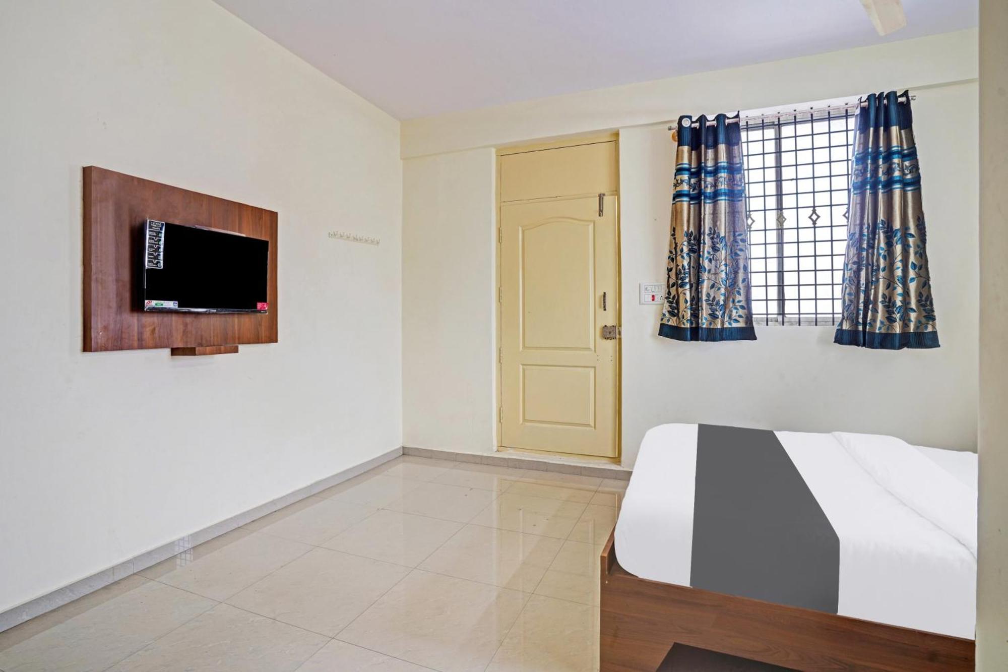 Hotel O Sv Lodge Bangalore Buitenkant foto