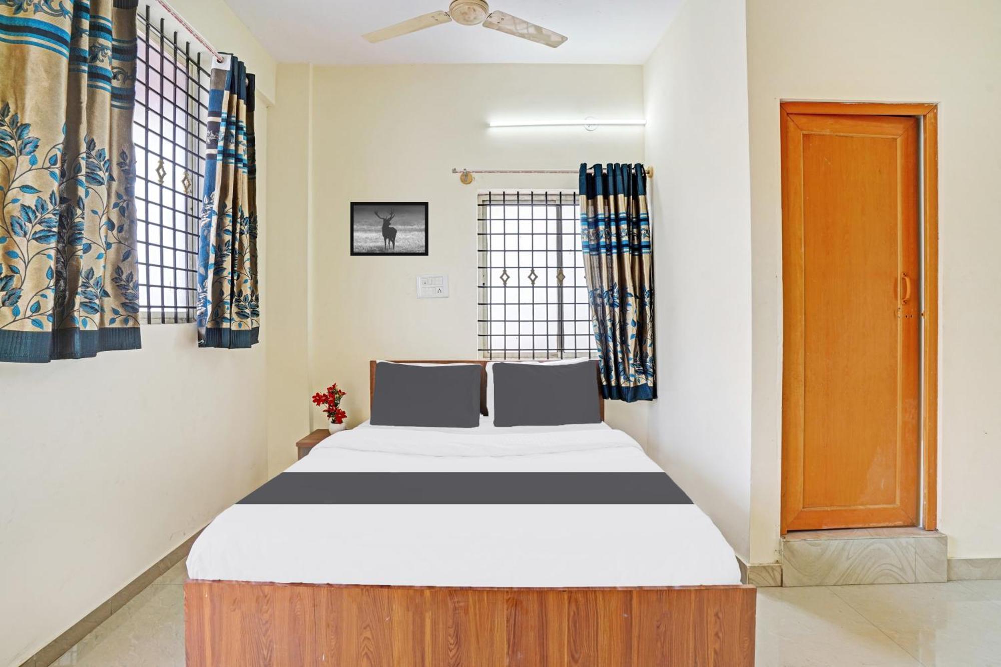 Hotel O Sv Lodge Bangalore Buitenkant foto